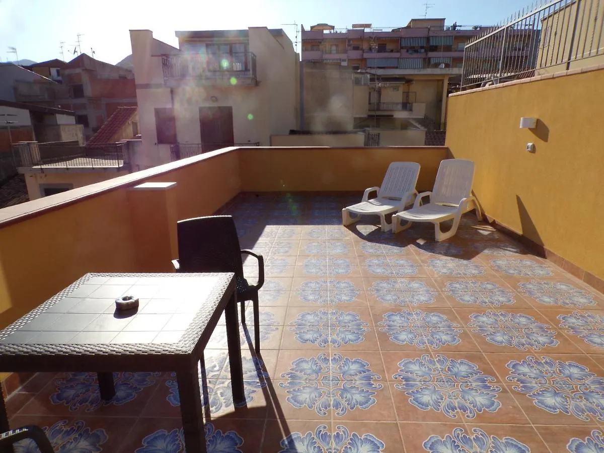 Nuova Aurora Rent Rooms Roccalumera 0*,