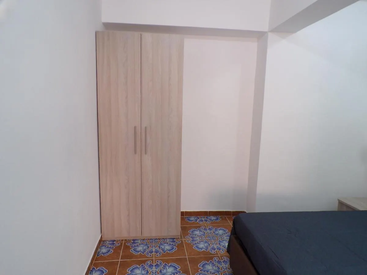 Nuova Aurora Rent Rooms Roccalumera