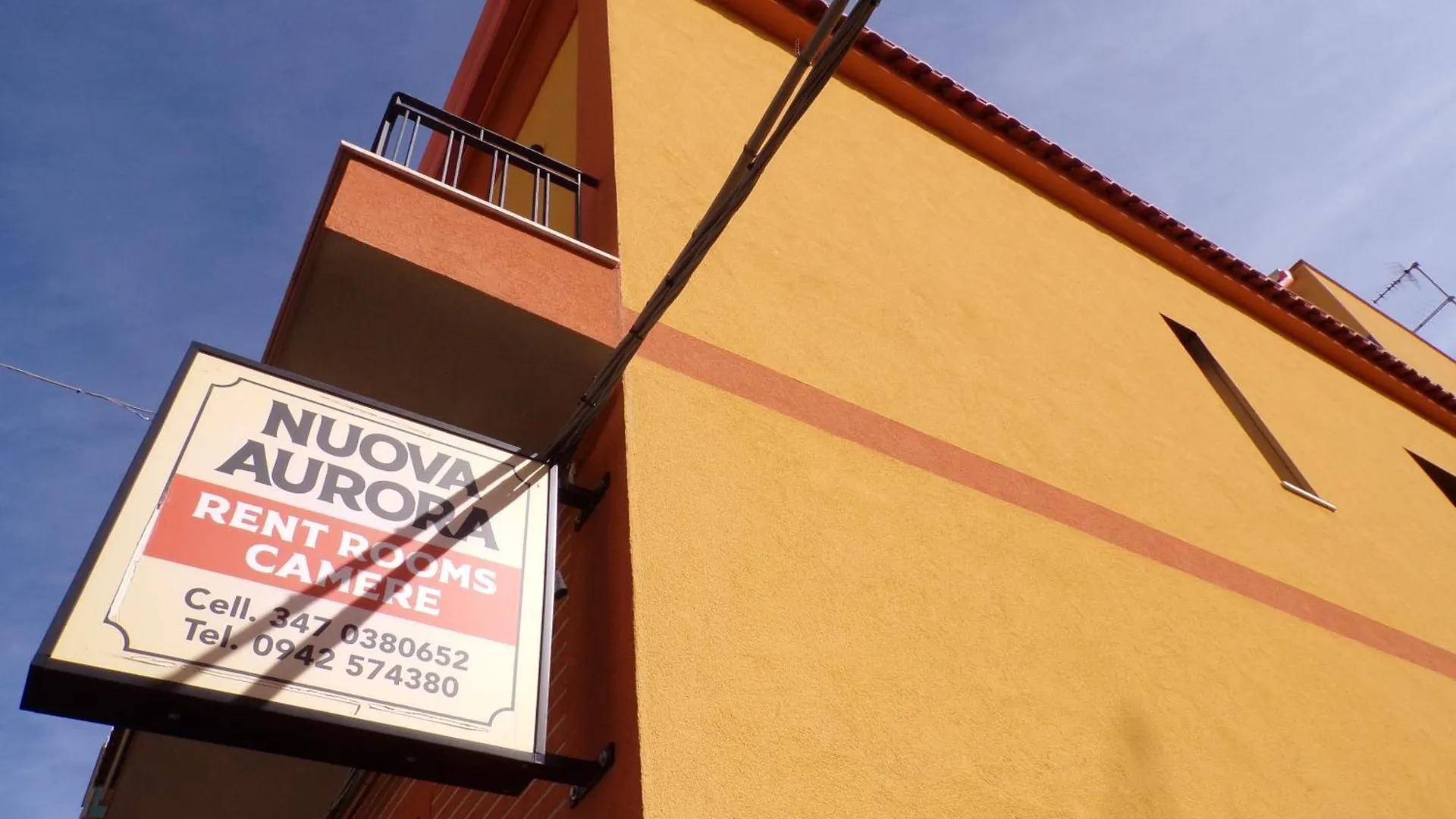 Pensión Nuova Aurora Rent Rooms Roccalumera