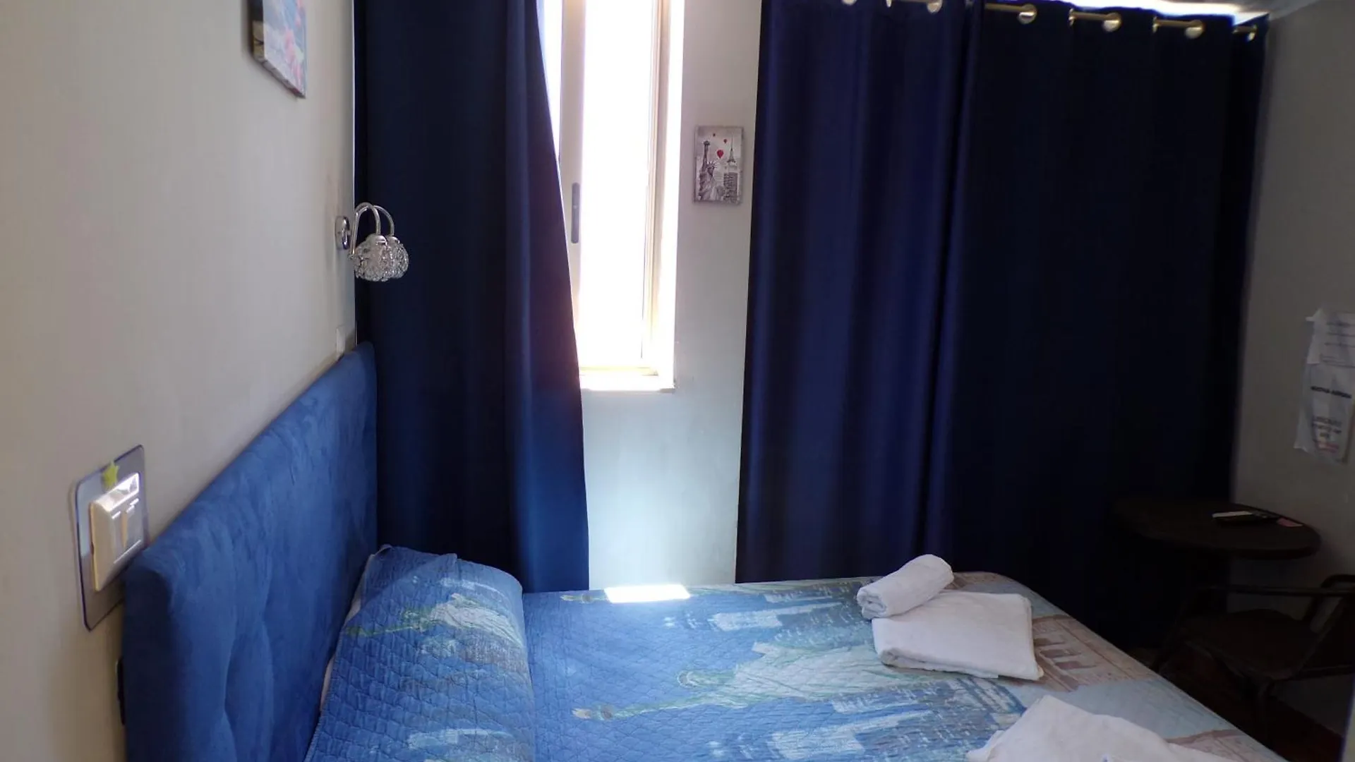Guest house Nuova Aurora Rent Rooms Roccalumera Italy