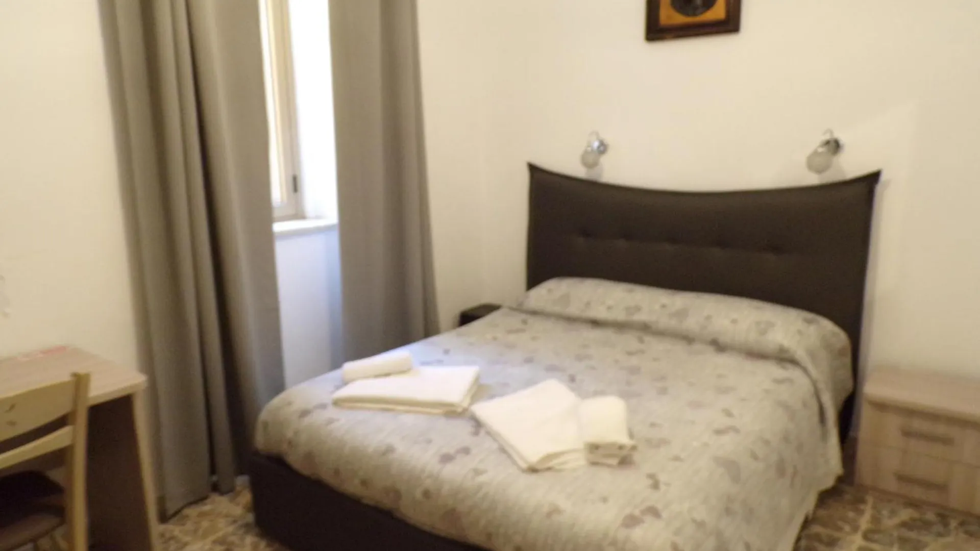Nuova Aurora Rent Rooms Roccalumera Guest house