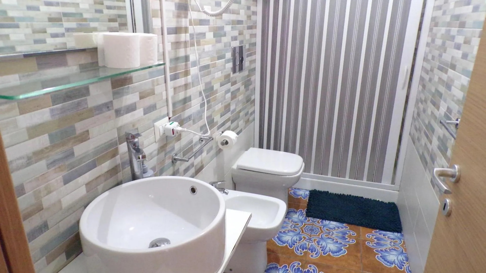 Nuova Aurora Rent Rooms Roccalumera
